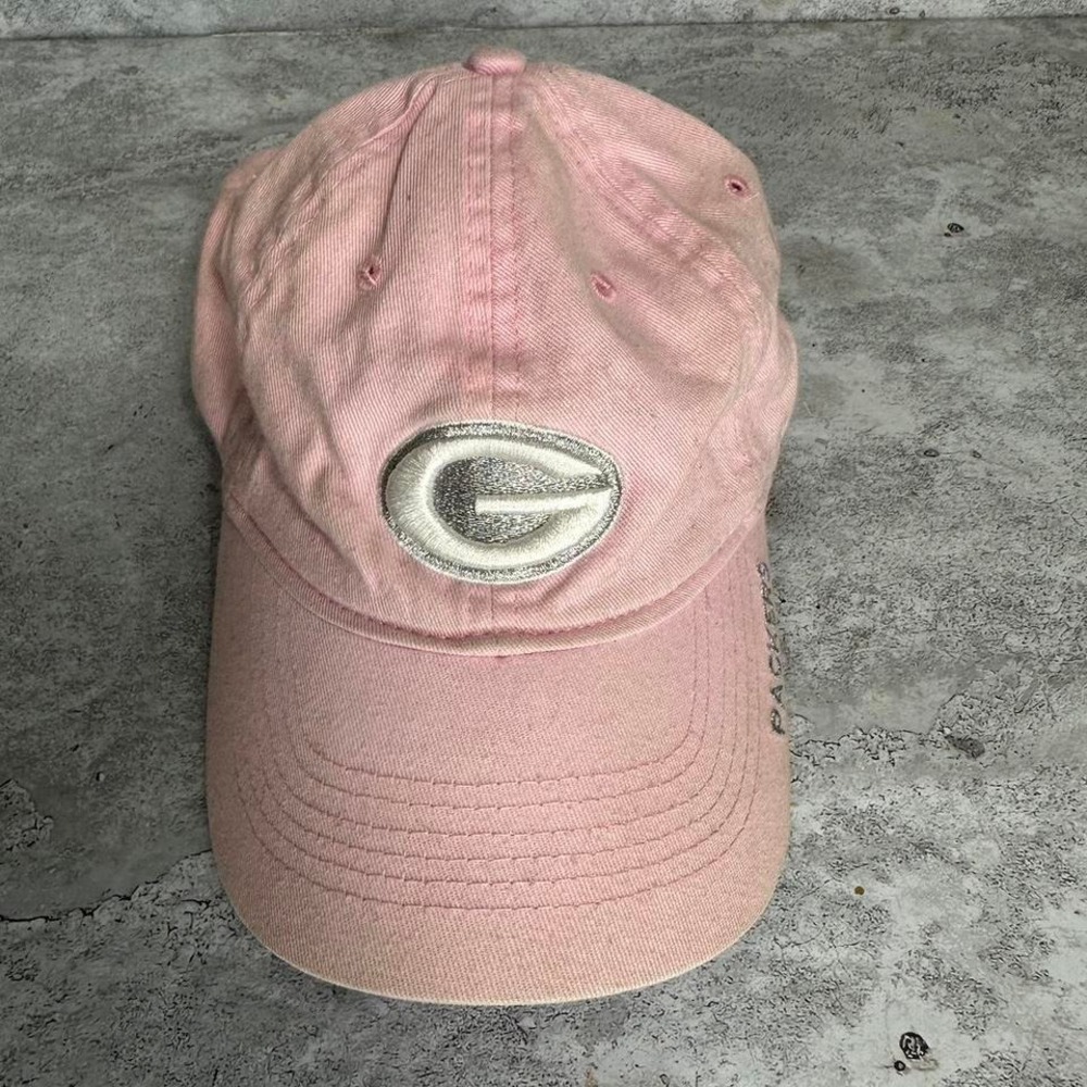 Pink‎ and silver Green Bay Packers Woman's  hat Reebok  #NFL #Packers